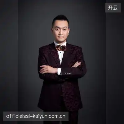 成霏柯